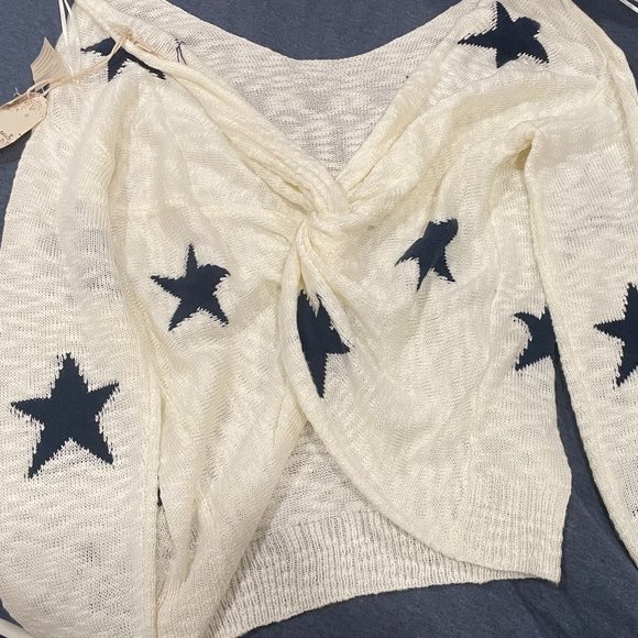 Sweater - Picture 2 of 3